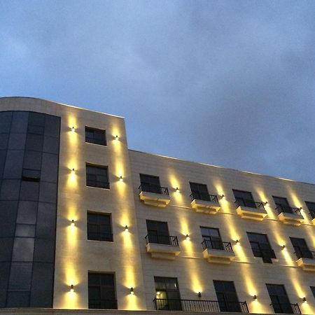 Baden Hotel Suites Amman Bagian luar foto