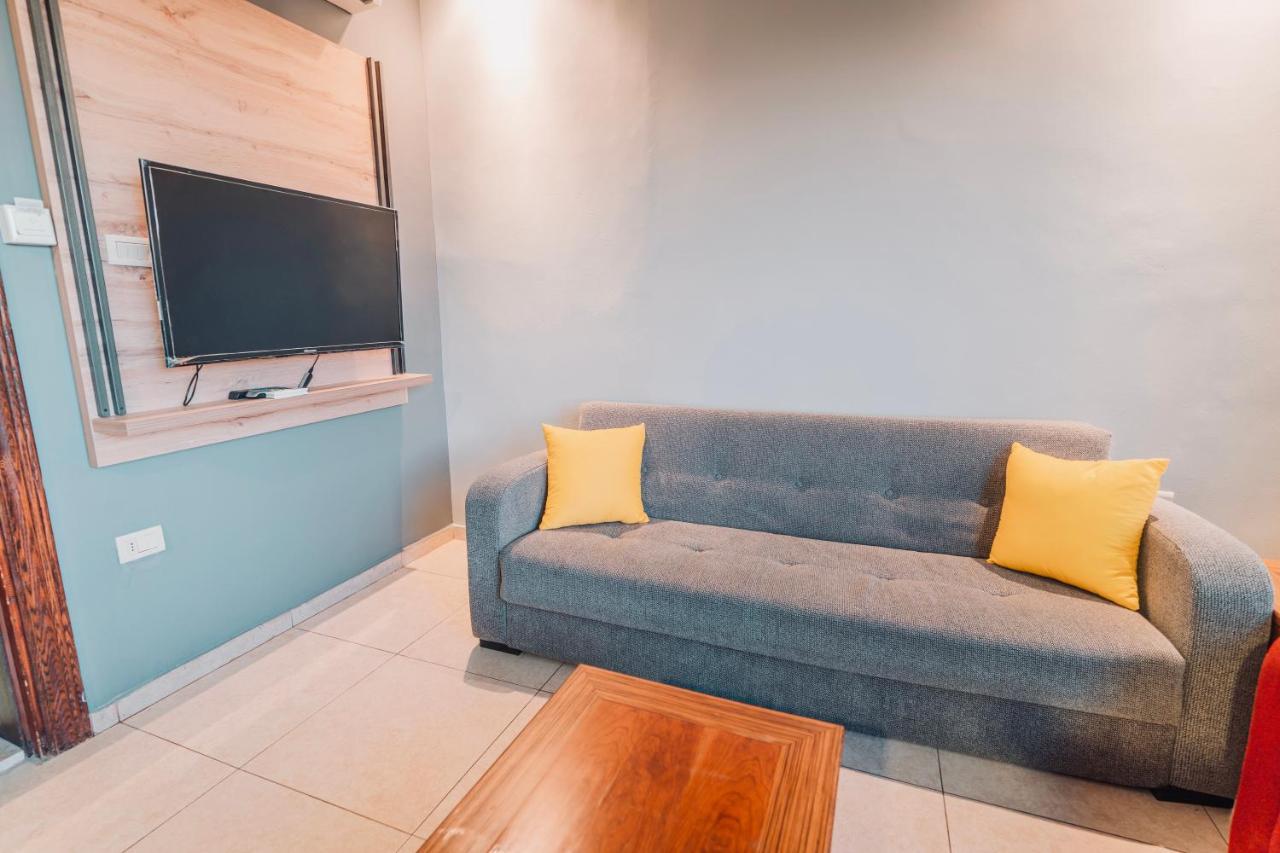 Baden Hotel Suites Amman Bagian luar foto