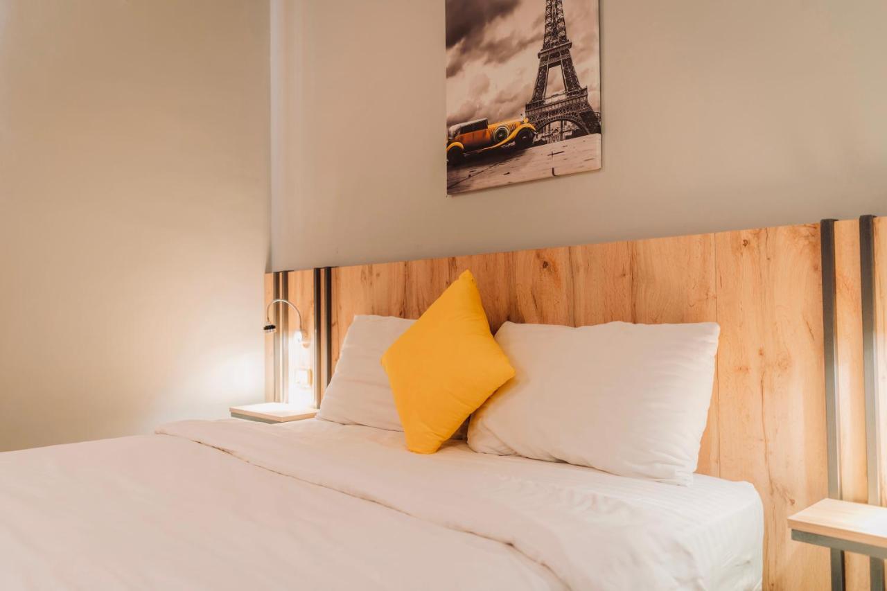 Baden Hotel Suites Amman Bagian luar foto