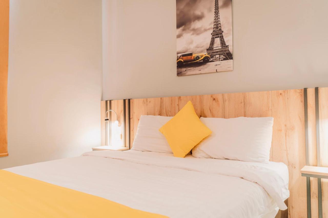 Baden Hotel Suites Amman Bagian luar foto