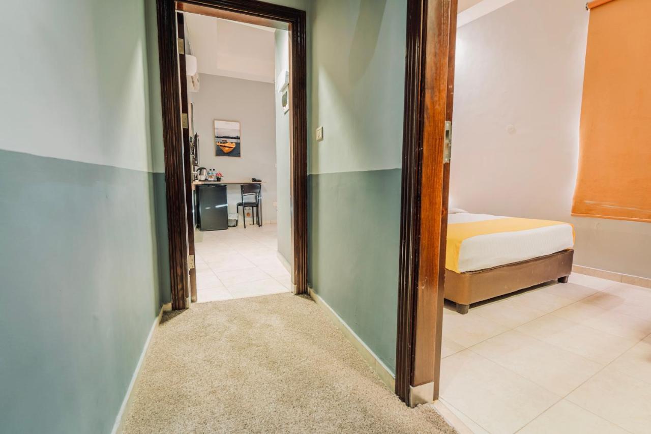 Baden Hotel Suites Amman Bagian luar foto