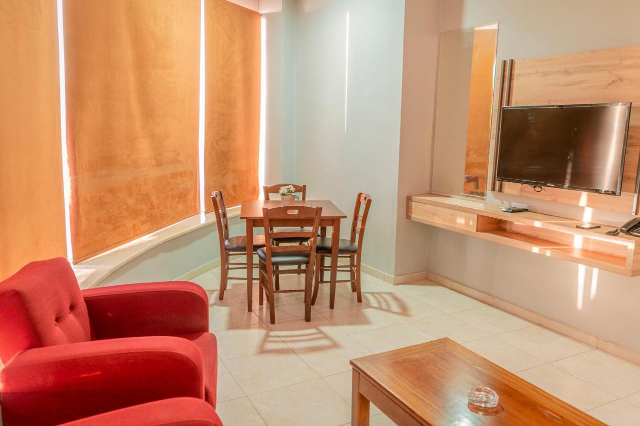 Baden Hotel Suites Amman Bagian luar foto