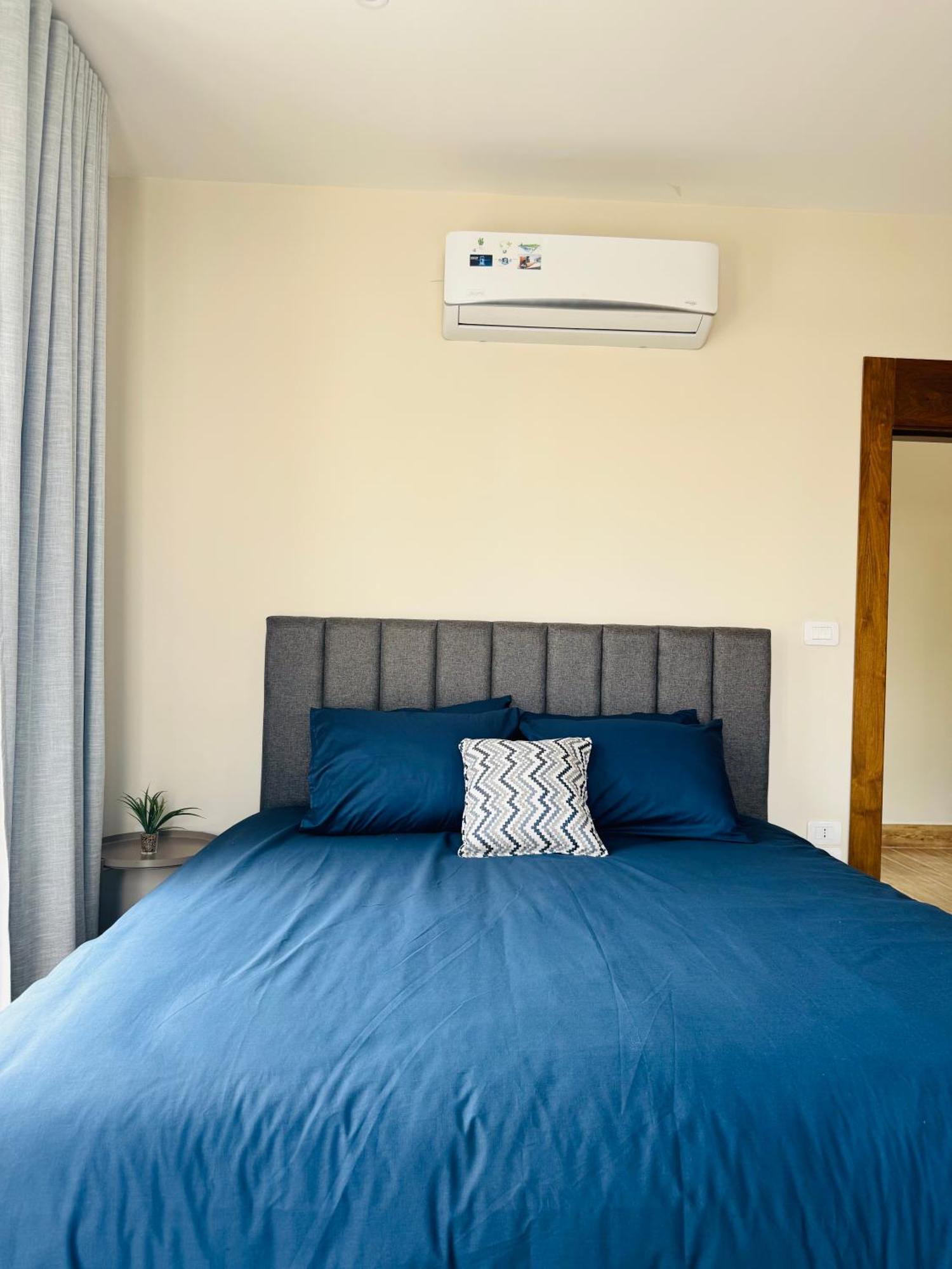 Baden Hotel Suites Amman Bagian luar foto